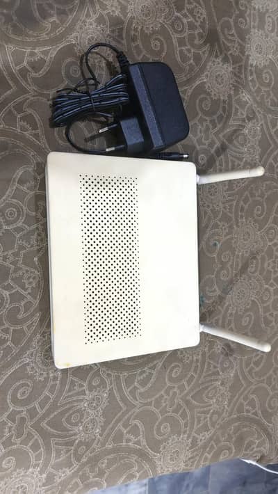 HG 8546 M GPON ONU fiber router