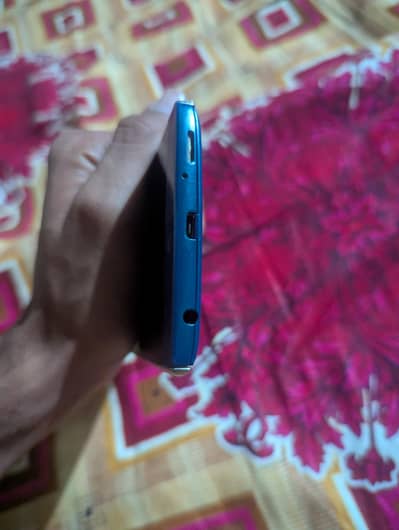 LG V10 4 32 without battery panel off ha baki condition ok ha