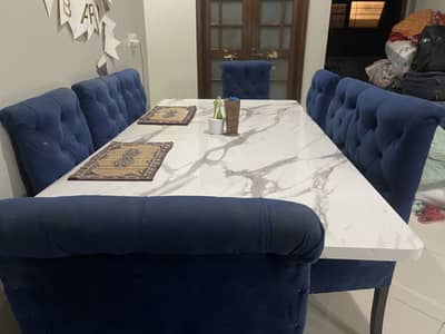 8 seater dining table, marble design, new condition, stunning blue
