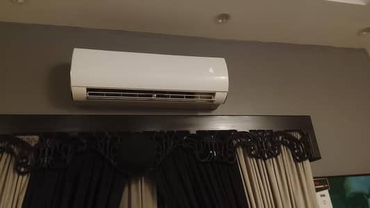 Gree ek ton inverter fairy modal  chilld coling new jesi condition me