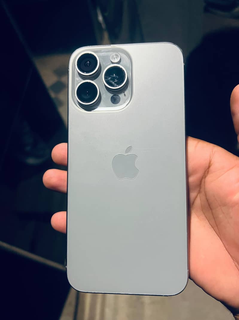 iphone 15pro max 2