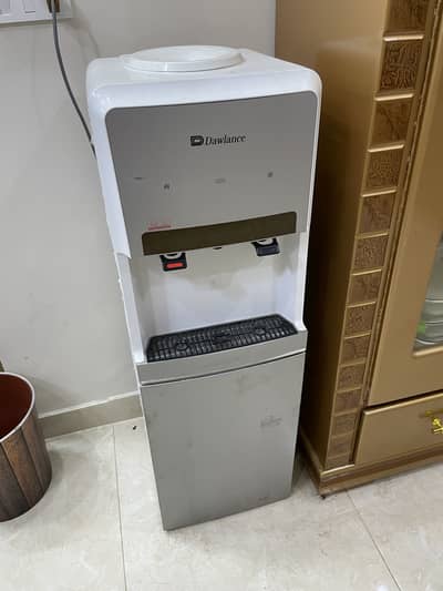 Dawlance hot ,cold and with frige Water Dispenser