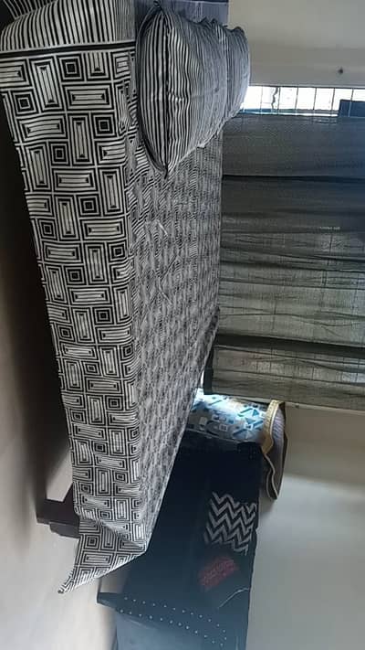 DHA PHASE 3 1 Kanal Upper Portion for Rent