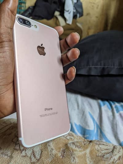 iphone 7 plus 128 GB  no open no repair PTA approved all ok