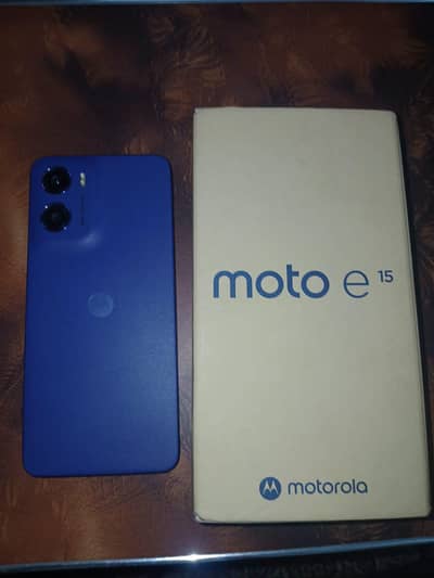 Motorola (moto) E15 with box 10/10