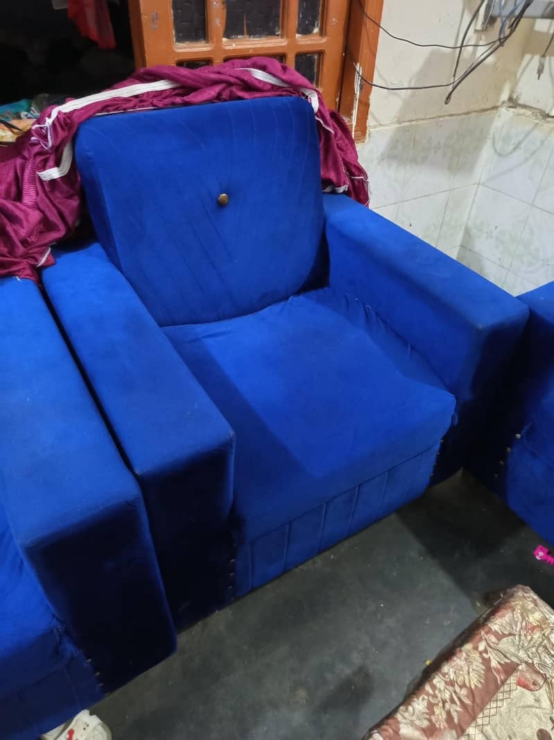 Sofa Set with Centre Table 4