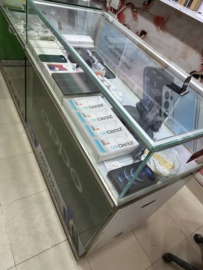 Oppo counter good condition
