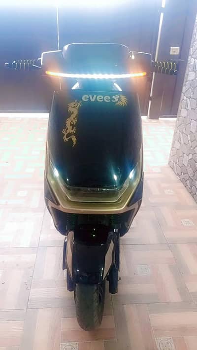 evee scooty
