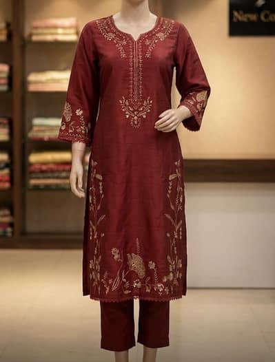 Maroon fashionable 2 piece dress - Small size