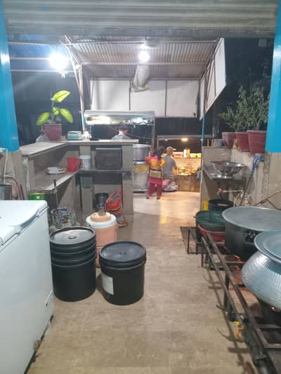 chai parata karigar ki zarorat ha