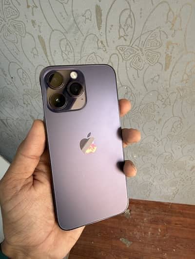 Iphone 14 pro max 9.5/10 condition