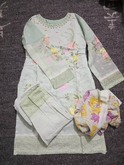 3pc paper cotton suit with free metro sandals