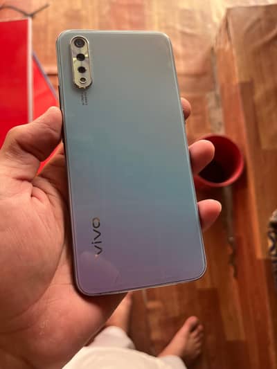 vivo S1