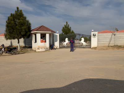 Premium Hot Deal 5 Marla UpCountry Enclosure Demand