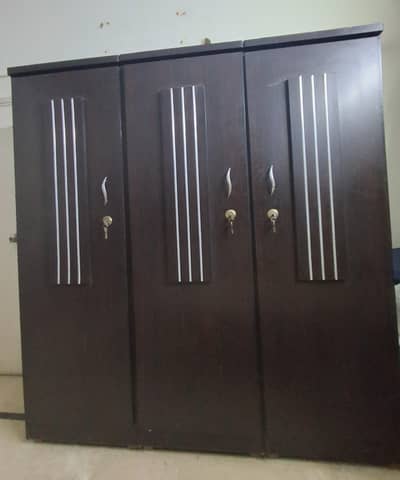 3 door cupboard