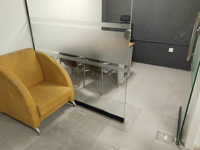 Fully independent furnished office with Electricity and services