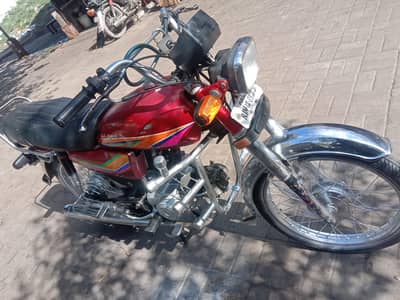 Honda cd70cc 1st owner name demand 70000 pindi number