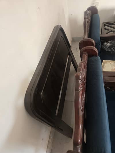 single bed wooden used