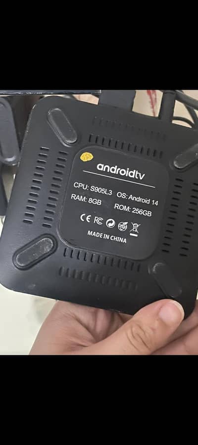 40 inch TCL lcd with android box