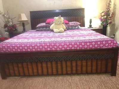 Brand new bed set with dressing 55,000 rs only