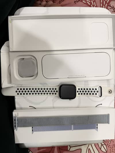 Apple watch series 10 42 mm alpine loop condition 10/10