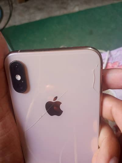 xs 64gb back crack