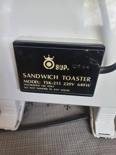 Sandwich maker