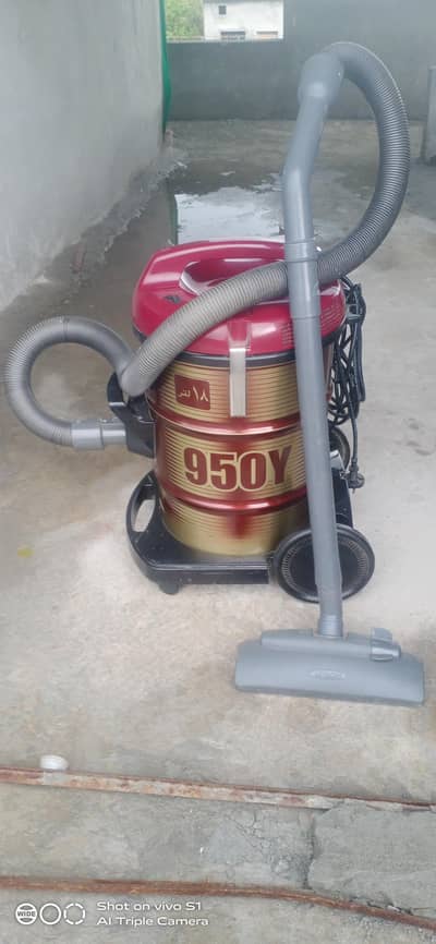 HITACHI VACUUM CLEANER