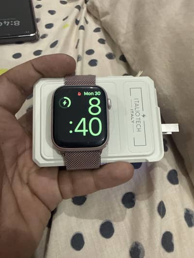 Italio tech 25w charger for iphone and wireless for apple watch