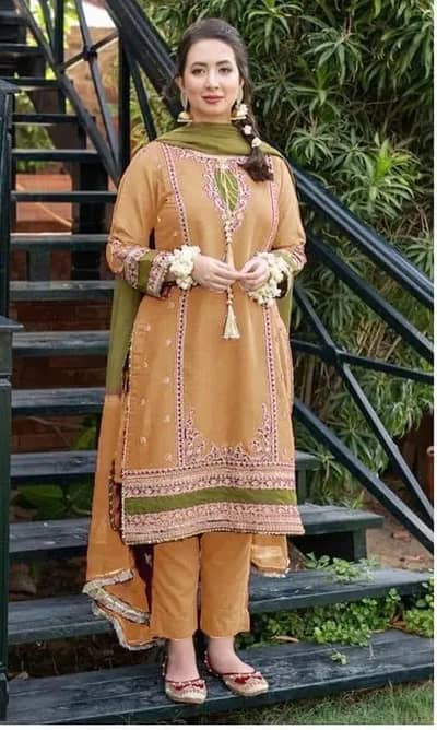 3 Pcs Women's Unstitched Embroidered Suit