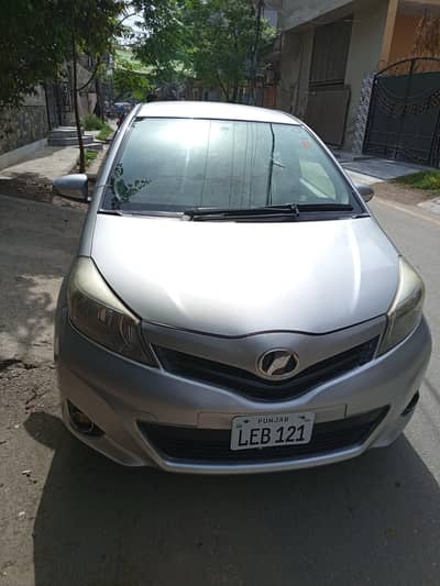 Toyota vitz 2013/16