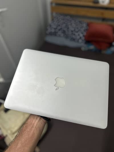 Macbook pro 2015 8/256