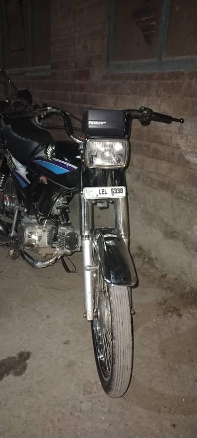 good condition fast hand bio metric on the spot