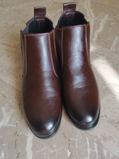 Chelsea boots