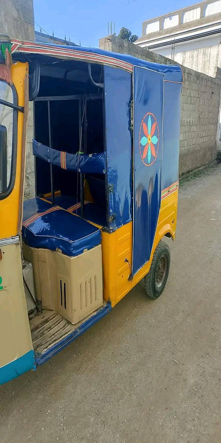 رکشہ برائے فروخت 0