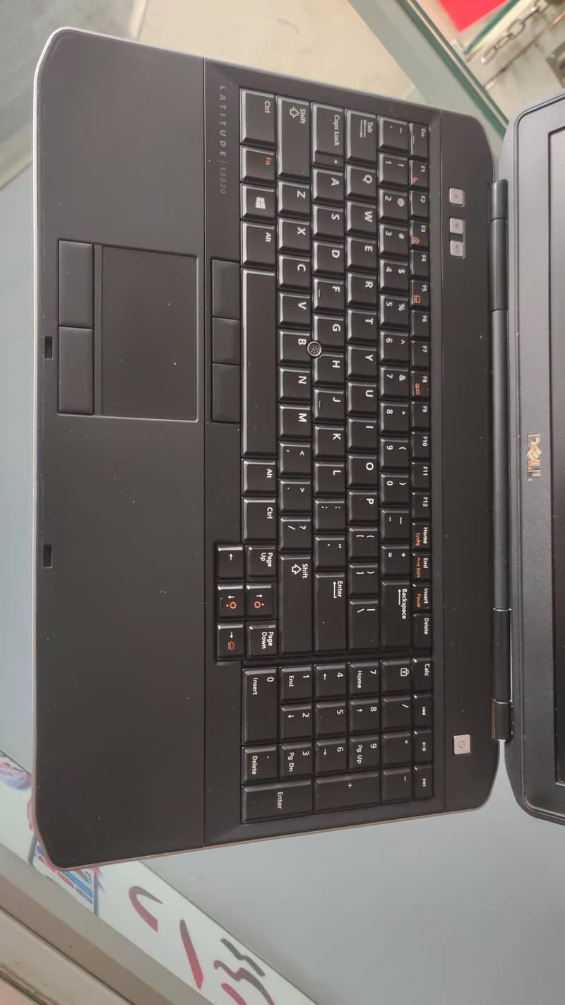 Dell E5530 1