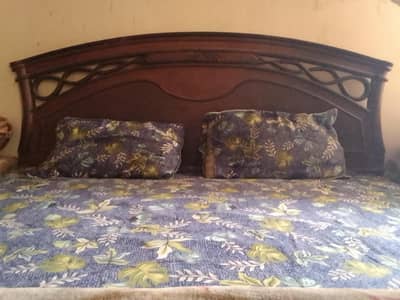 Wooden furniture bedroom set