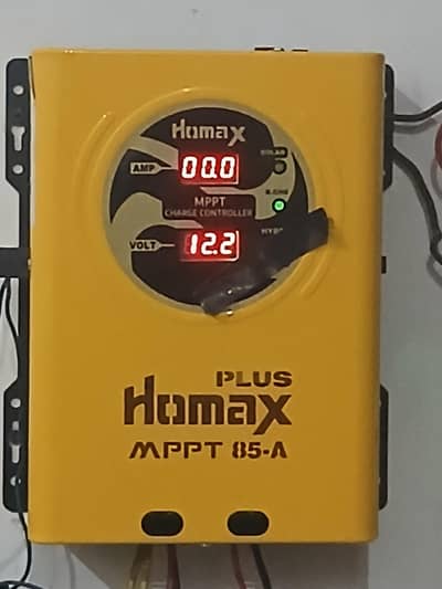 homax  plus  Mppt 85A