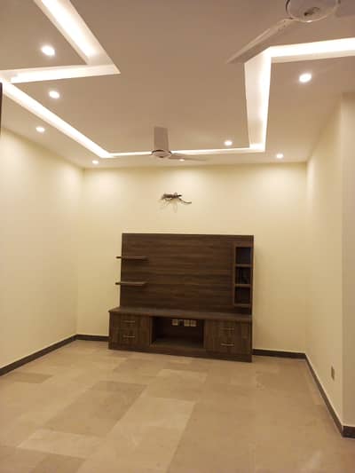 10 Marla House For Rent Sector C1