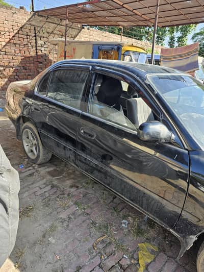 Toyota Corolla XE 2,000 Model - Total Genuine