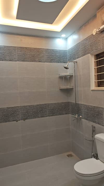 10 Marla brand new 2nd floor available for rent in jubilee Town Lahore