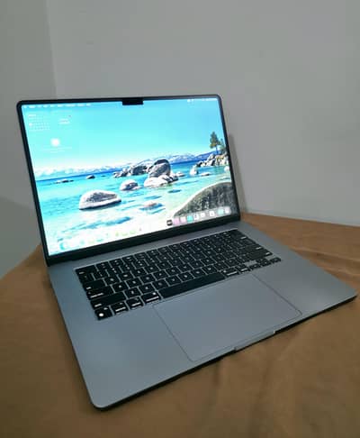 MacBook Air M2 15” Space Gray | 8/256 | with Box