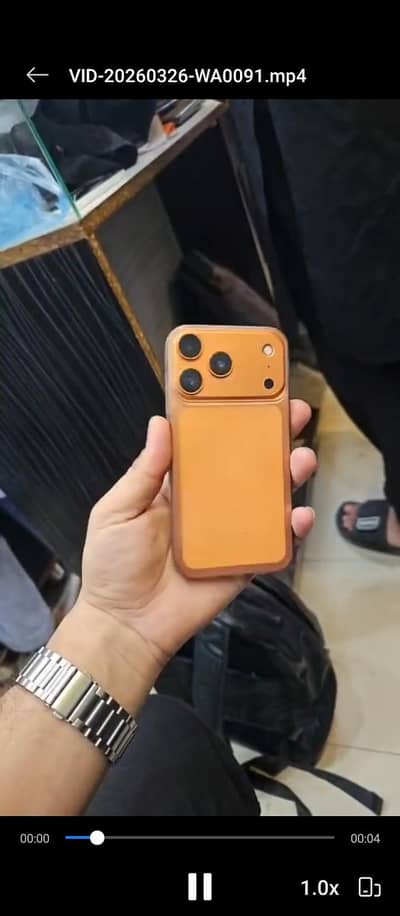 iPhone XR convert into 17 pro