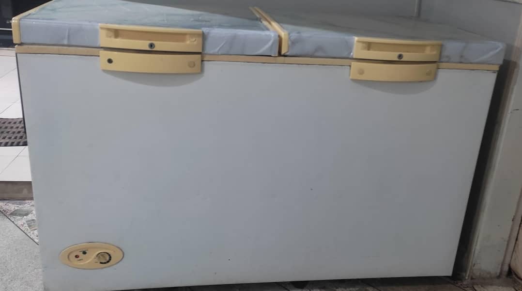 waves deep freezer 1