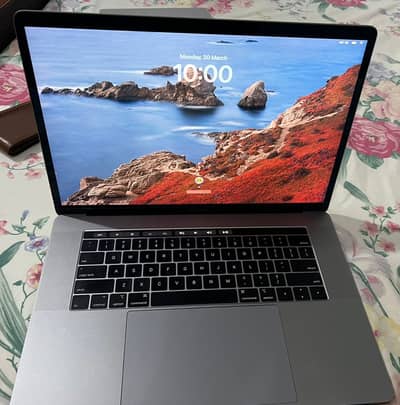 MacBook Pro 2019 – High Performance | 32GB RAM | 512GB SSD | 4GB Dedic