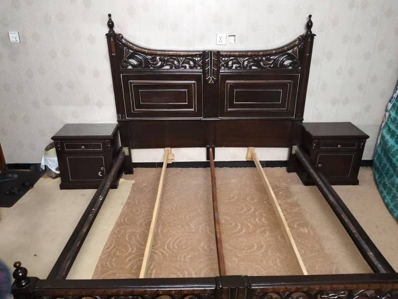 bed set with side table 1