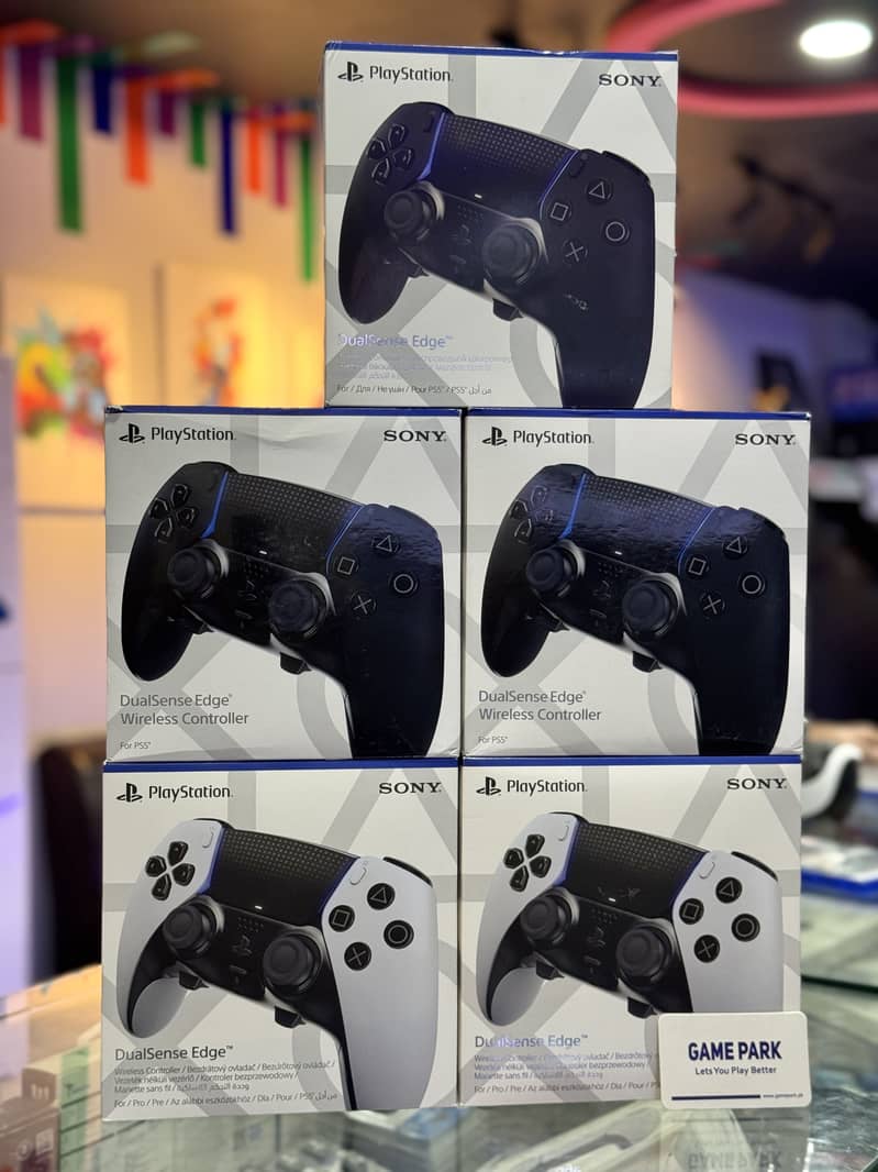 PS5 DualSense Edge Controller 0