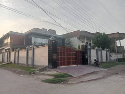 House for sale in Rahim Yar khan