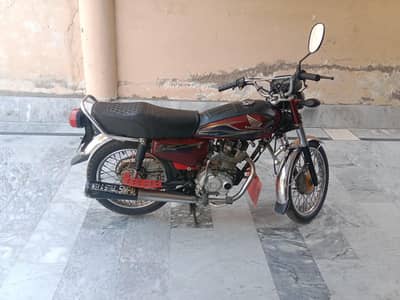 Honda 125 (2017) Model 03002606110 only what's app