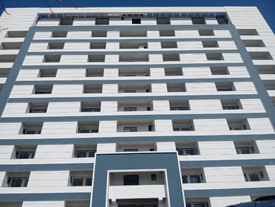 3bed Room flat avalible for sale in B17 islamabad 1st floor Corner+ Dam facing